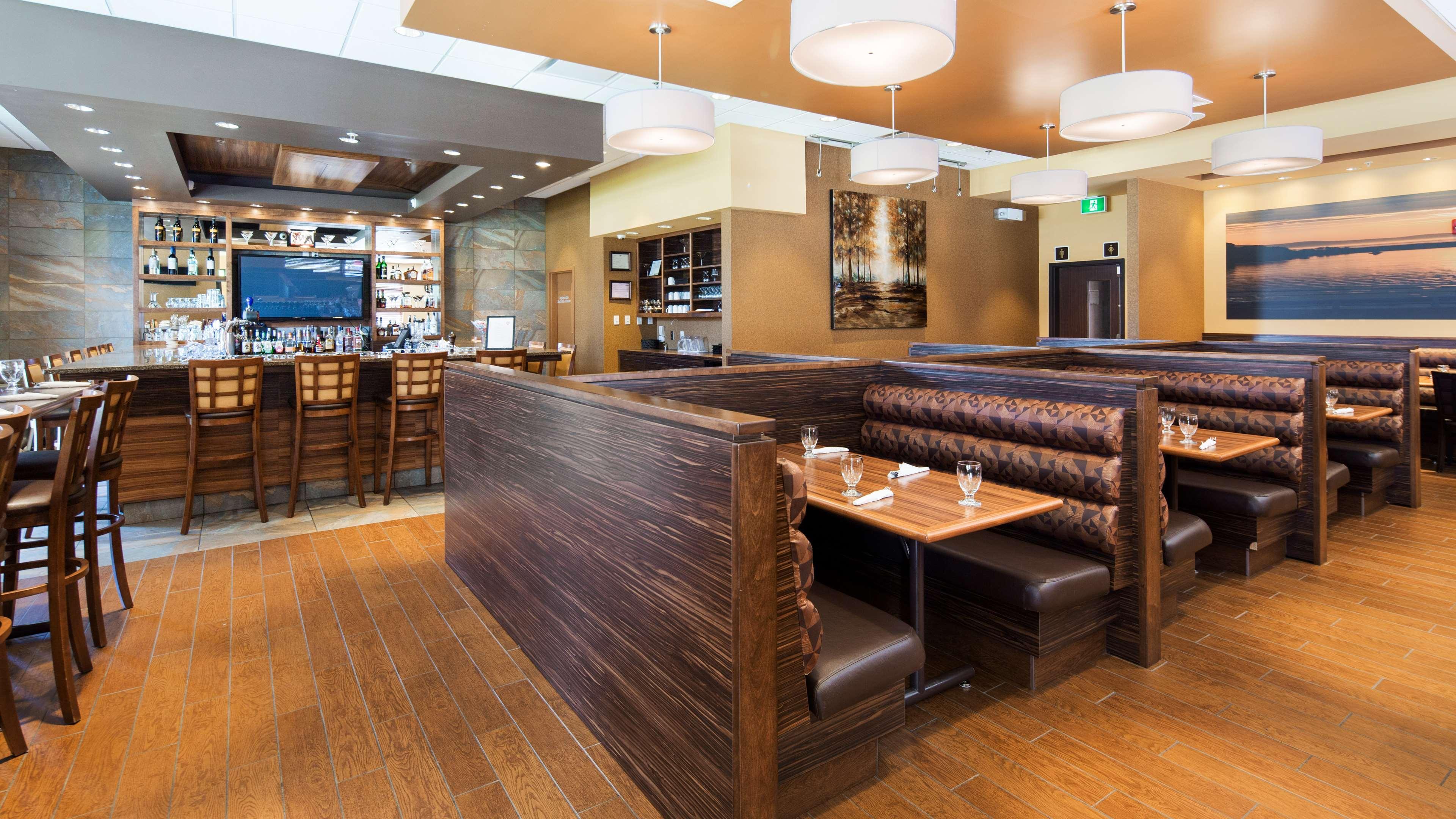 Best Western Plus, Bathurst Hotel & Suites Extérieur photo